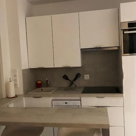 5 Pers Rdc Avec Piscine Tennis Et Parking 60 Lägenhet *